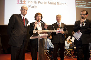 Cérémonie de la remise des Trophées à la Cité de l'Architecture en 2011 de Gauche à Droite Didier RIDORET, Président Fédération Française du Bâtiment, Monique PELLETIER Présidente du Conseil National Handicap et Paul JOLY Architecte D.P.L.G du CNH, et Xavier Gallin, Président de Accès pour Tous.