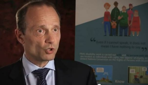 Le directeur de l&rsquo;agence pour les Droits Fondamentaux de l&rsquo;Union, Morten KJAERUM &copy;FRA