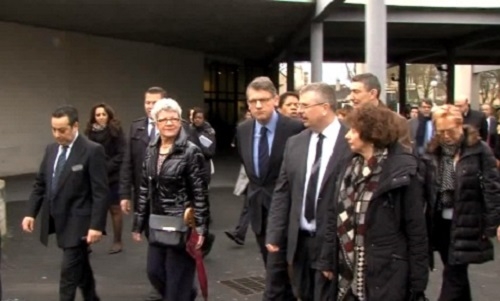 Le Ministre arrivant dans le Lycée des métiers Auguste Escoffier accueilli par le proviseur a gauche 