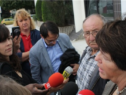 Marie Claire LOQUET face aux journaliste