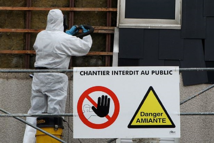 Operation de desamiantage