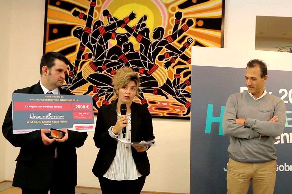 Remise du Prix Handi Entreprise Citoyenne Coup de Coeur SARL Laitterie Fabre Frere a Viane dans le 81