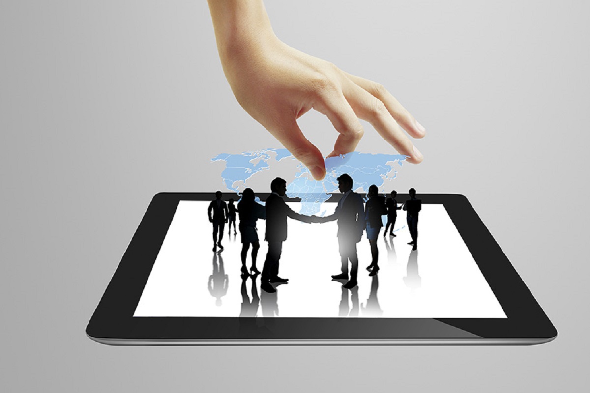 Une Tablette numerique illustrant le projet pour une republique numerique actuellement a l assemblee nationale