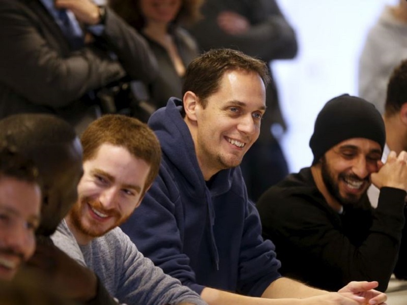 Grand Corps Malade parle handicap avec les lyceens a marseille
