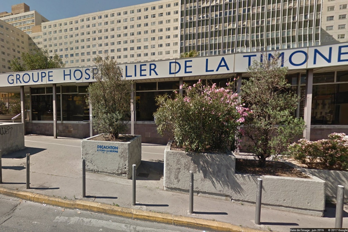 Entree principale du Centre Hospitalier de la Timone a Marseille