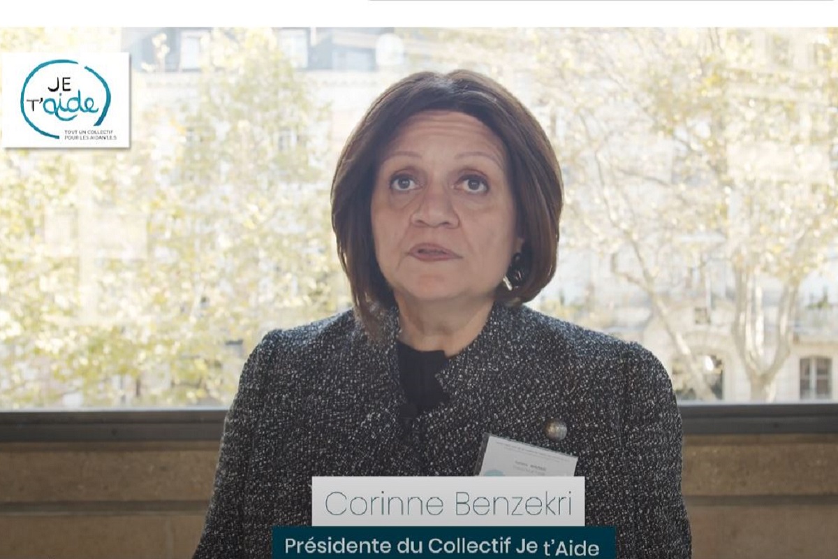 La Présidente du collectif je t'aide Corrine BENZEKRI lors d'une interview video lors du Grand Temps fort de la JNA 2023, organisé au Palais Iéna, siège du CESE. © Capture écran Compte You Tube Collectif Je T’aide 2024