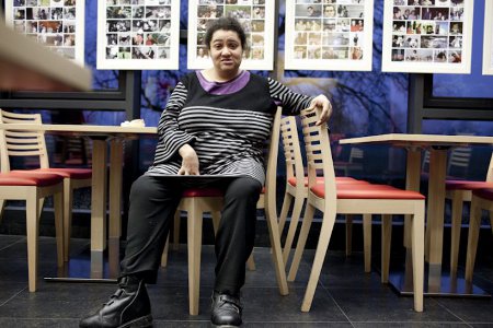  « En France, j’étais à l’hôpital psychiatrique, je n’aimais vraiment pas. » A la Reine Fabiola depuis plus de dix ans, Jocelyne, 30 ans, a trouvé « ses repères », selon les encadrants. 