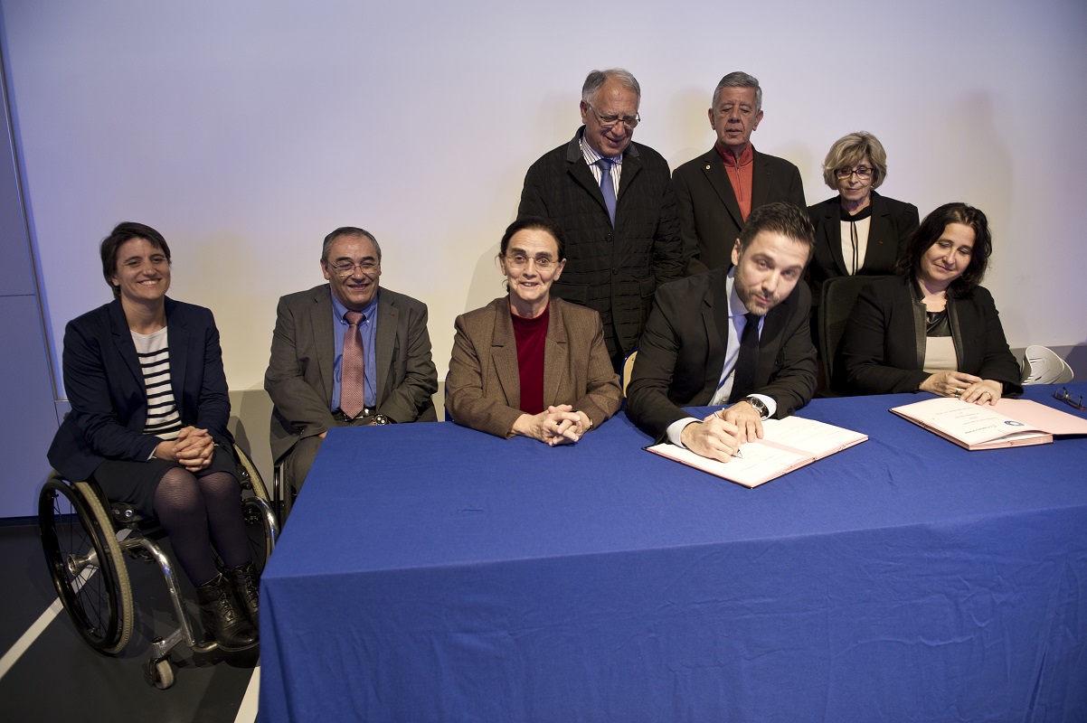 Signature convention mecenat