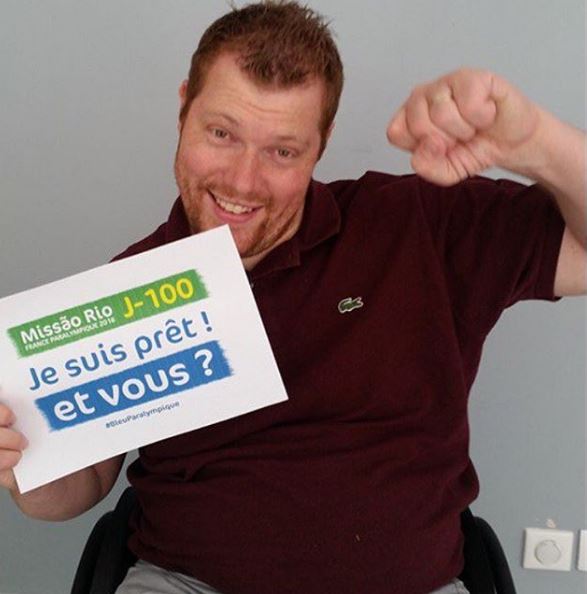 Fabien Lamirault en tennis de table est pret pour supporter l equipe france paralympique et vous