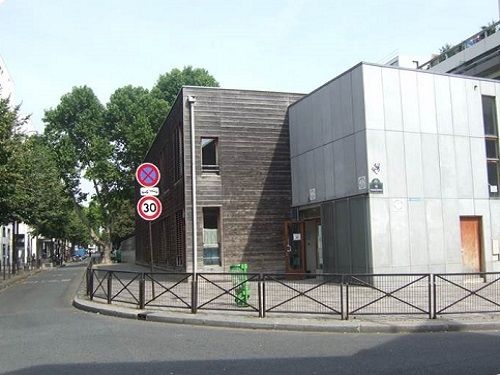 Entrée de l'Etablissement Tournesol situé au 22 rue Gabriel LAME dans le 12ème arrondissement a Paris