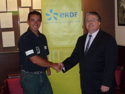 ERDF lors de la signature de partenariat pour la course le 12 05 2011