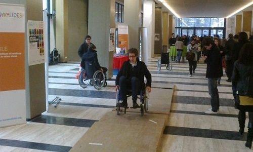 Lancement et première journée de la campagne Handivalide 2013 sur le campus de Jussieu  © Starting-block / FHI