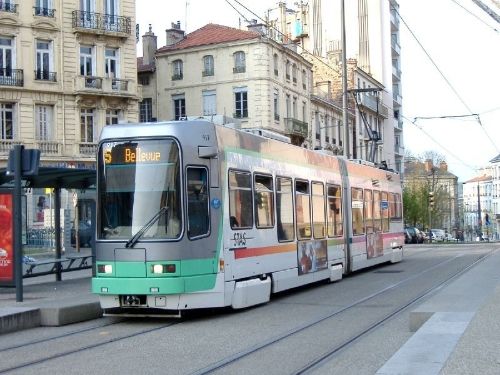 une rame du tram de la ville de Saint-Etienne qui le 17 septembre 2011 a feter ses 130 d'existence