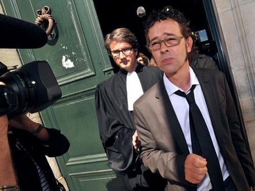 A gauche en premier plan le docteur Nicolas BONNEMAISON le 6 septembre 2011 a Pau avec dernier lui son avocat ©Pierre Andrieu
