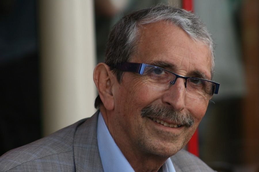 Michel DEBOUT