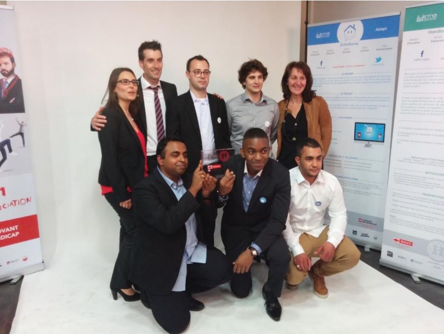 HIPS pour Handicap Intelligent Park System de l ETNA remporte le prix Jeune pousse