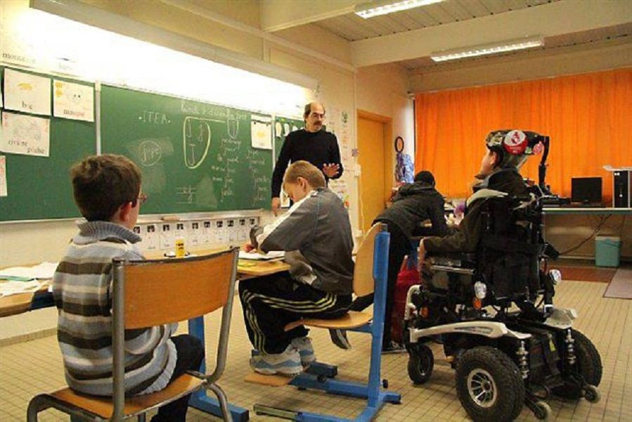 Une classe accueillant des eleves handicapes