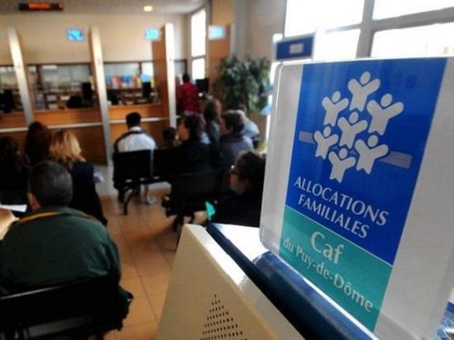 La DREES publie le rapport La protection sociale en France et en Europe en 2011 (caf illustration)