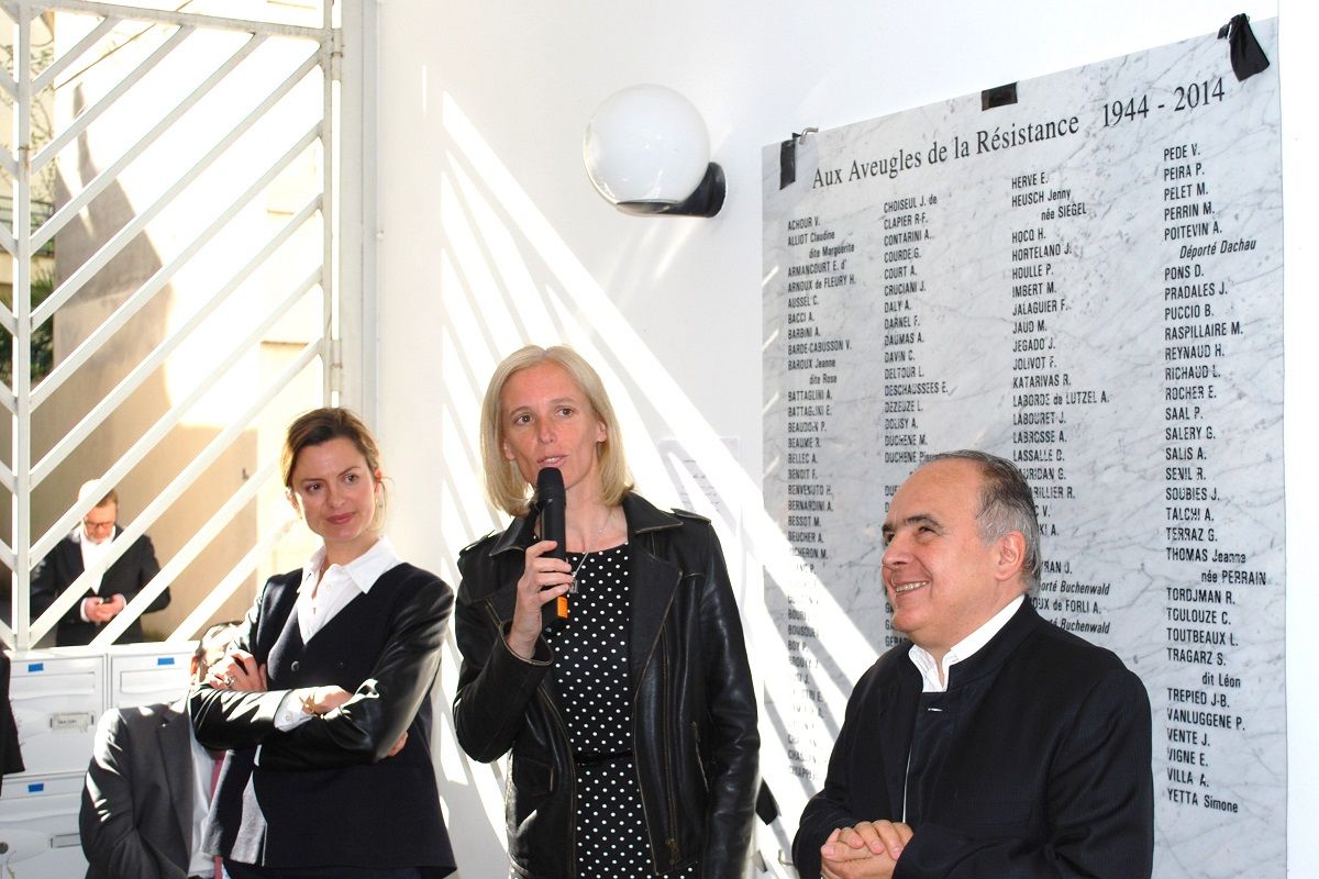 Inauguration Plaque_Resistant_1939_2014_de_la_FAF