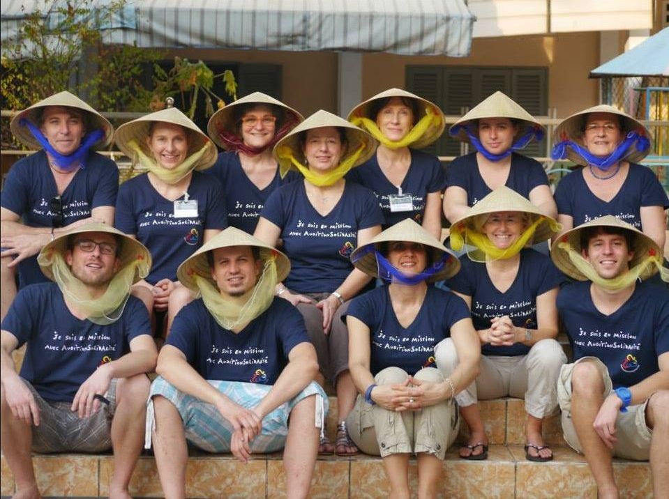 L equipe AuditionSolidaire pret pour le depart en Asie