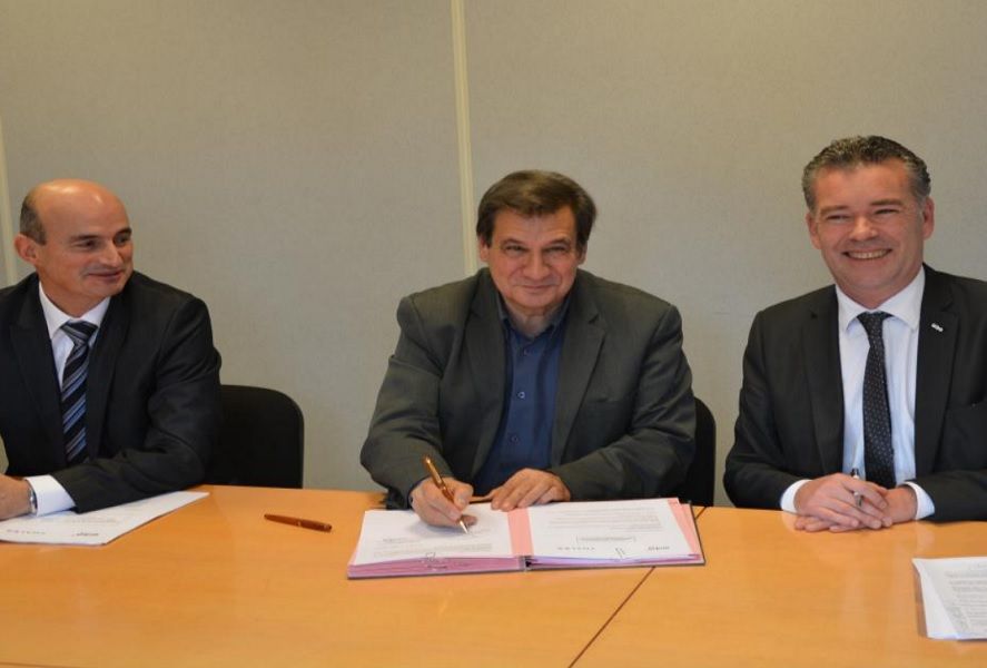 Signature convention Thales Universite de Bretagne