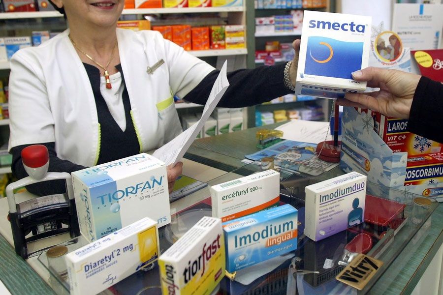 Une Pharmacie le lieu de discusion de la Politique du medicament
